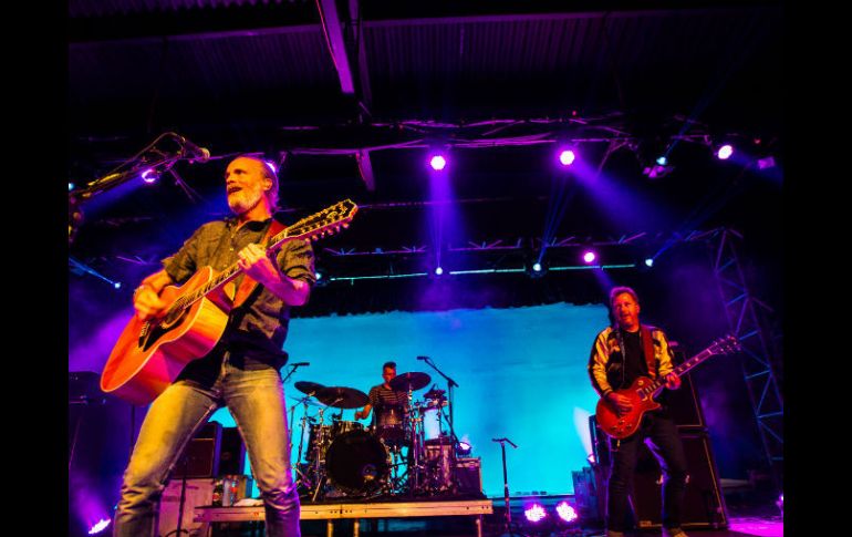 El cuarteto formado por Fran Healy, Andy Dunlop, Dougie Payne y Neil Primrose salió al escenario poco después de las 21:00 horas. EL INFORMADOR / P. Franco