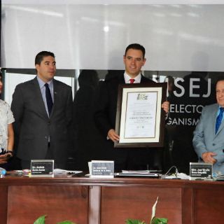 Tello recibe constancia de gobernador electo en Zacatecas