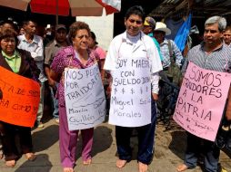 El 31 de mayo, militantes de la OPIEZ, detuvieron a directores, supervisores y maestros que no se sumaron al paro. SUN / ARCHIVO