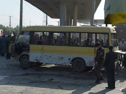 El atacante suicida iba aparentemente a pie cuando detonó los explosivos contra el vehículo. AFP / S. Marai