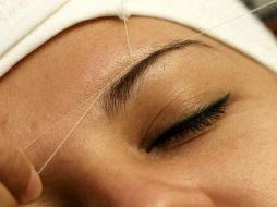 Aseguran que la forma natural de tus cejas es la que más favorece a tu rostro. EL INFORMADOR / ARCHIVO