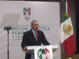 Beltrones hizo el anuncio ante  la Comisión Política Permanente del PRI. TWITTER / MFBeltrones