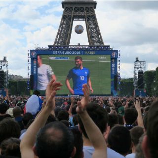 Aplauden a Gignac 'El Mexicano' por breve actuación contra Irlanda