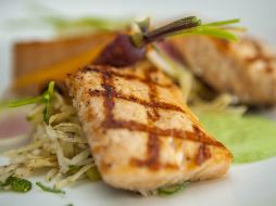 Indican que el pescado proveen ciertas proteínas como la vitamina D, selenio y otros minerales. EL INFORMADOR / ARCHIVO