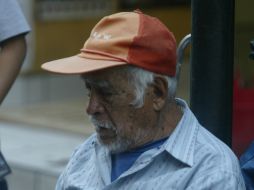 Aconsejan que se les incorpore en actividades lúdicas que eviten su aislamiento, ya que esto los podría orillar a dejar de comer. EL INFORMADOR / ARCHIVO