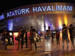 De acuerdo con investigaciones, todo indica que el grupo Estado Islámico está detrás del atentado. EFE / S. Suna