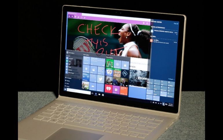 Hay actualmente 350 millones de dispositivos con Windows 10, que ha estado disponible desde el 29 de julio pasado. AP / R. Drew