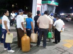Esperan que la tarde de este jueves el suministro de combustible se normalice en los expendios de Chiapas. SUN / ARCHIVO