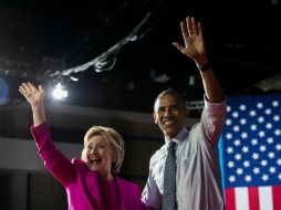 Obama acompañó a la multitud del evento gritando '¡Hillary!'. AFP / N. Kamm