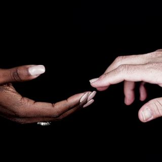 Artistas unen sus voces en 'Hands' por las víctimas de Orlando