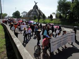 Las vialidades más importantes de la ciudad se encuentran cerradas debido a manifestaciones. SUN / C. Mejía