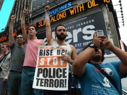Los manifestantes se congregaron en Union Square Park y protestaron sobre Fifth Avenue. AFP / T.A. Clary