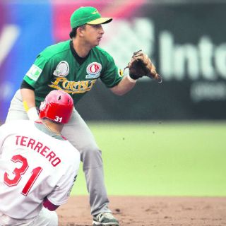 Pericos de Puebla recupera el liderato