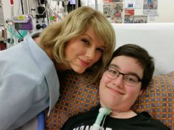 Taylor Swift convivió con algunos pacientes, y sus familiares, del Lady Cilento Children´s Hospital en South Brisbane. FACEBOOK / @childrenshealthqld