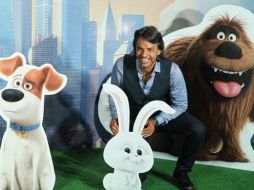 Eugenio Derbez dio voz al villano 'Snowball' de la nueva película 'La vida secreta de tus mascotas'. INSTAGRAM / ederbez