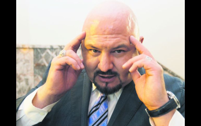 Buena hipnosis. Milton busca que la gente además de divertirse, pueda crecer con su espectáculo. EL INFORMADOR / A. Camacho