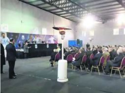 Diario deportivo Olé. En su portal destacó el nacimiento de la Superliga de futbol. ESPECIAL /