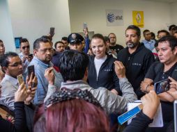 Este viernes, un grupo de socios Uber se manifestaron en las instalaciones de la empresa en la Ciudad de México. SUN / ARCHIVO