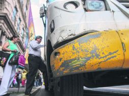 Condiciones en las que circulan algunas unidades en la ciudad. EL INFORMADOR / F. Atilano