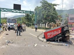 En el desalojo de los maestros el pasado lunes, dos de ellos resultaron heridos de bala. SUN / ARCHIVO