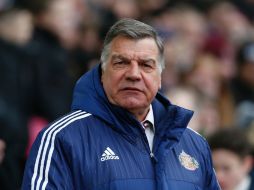 El técnico de 61 años sucede a Roy Hodgson, quien dimitió del vcargo tras la eliminación de los británicos en la Eurocopa. AFP / I. Kington