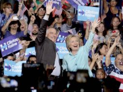 Hillary Clinton presentó de manera oficial al senador Tim Kaine como su compañero de fórmula. NTX / I. Cañas