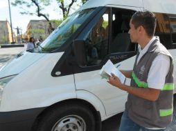 Los que se dedicarán a la inspección de transporte público reciben capacitación sobre puntos técnicos y documentación. EL INFORMADOR / ARCHIVO