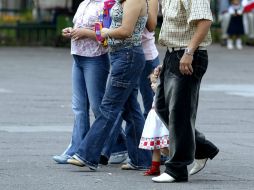 No hacer ejercicio y permanecer sentado todo el día es tan peligroso como la obesidad y el tabaquismo, revelaron. EL INFORMADOR / ARCHIVO