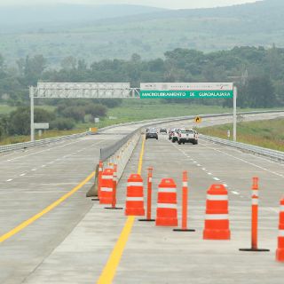 Inauguran primer tramo del Macrolibramiento