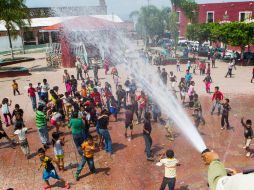 Niños de Poncitlán en el cierre de cursos de Protección Civil. EL INFORMADOR / P. Franco