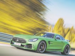 Mercedes lanza este coche en color “AMG Green Hell Magno”, haciendo alusión a la pista germana de Nürburgring el “Infierno Verde“. ESPECIAL / Mercedes-Benz.
