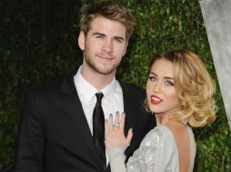 En el video, Miley Cyrus llama 'bebé' a Liam Hemsworth. AP / ARCHIVO