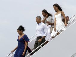 El presidente y su familia esperan pasar un tiempo relajado antes de un atareado otoño previo a las elecciones. AP / M. Balce