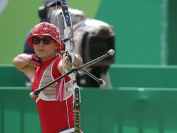 La campeona mundial bajo techo en Francia, aceptó que el equipo de arqueros requiere de apoyos durante su concentración. EFE / I. Stephens