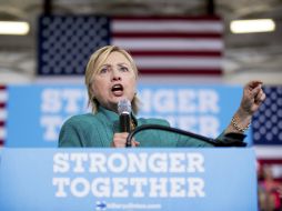 Según la demócrata, si Trump reduce los impuestos sobre ciertos ingresos empresariales beneficiaría a muchas de sus compañías. AP / A. Harnick