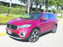 Distinta. Sorento rompe con las líneas clásicas de las opciones ofrecidas en el mercado mexicano. EL INFORMADOR / C. Cerda