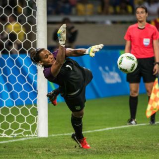 Selección brasileña de futbol femenino avanza a semifinales