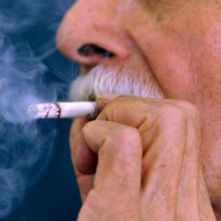 Consumir 20 cigarros al día puede desarrollar EPOC