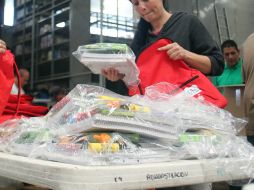 En total se entregaron un millón 570 paquetes de mochilas en Jalisco. EL INFORMADOR / ARCHIVO
