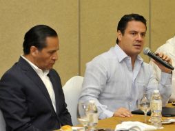 ''No vamos a permitir que reyertas o disputas entre bandas sigan afectando la imagen de Puerto Vallarta'', sentencia el mandatario. ESPECIAL / Aristóteles Sandoval
