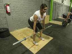 La mayoría de los ejercicios de una clase de Crossfit benefician a la forma de los glúteos. EL INFORMADOR / ARCHIVO