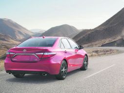 Sugiere deportividad. Un alerón y pipas de escape, realzan el porte del coche. ESPECIAL / Toyota