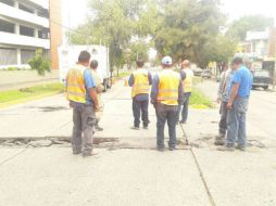 Personal del SIAPA ya se encuentra en el lugar evaluando la situación. ESPECIAL / Bomberos de Guadalajara