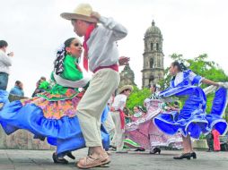 Raíces. La pasión por la danza regional mexicana se vivió a flor de piel en Zapopan. EL INFORMADOR / A. Camacho