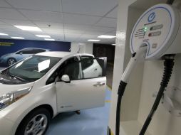 La CFE también asesora en la instalación de estaciones de recarga en hogares, comercios y centros de trabajo. NTX / ARCHIVO