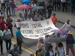 Los maestros invitan a los conductores a tomar precauciones y alternativas viales. SUN / A. Solís