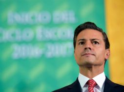 El Presidente Enrique Peña Nieto señala que fue 'una reunión de amigos' con sus aliados del PVEM. EFE / ARCHIVO