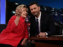 Hillary Clinton con Jimmy Kimmel, conductor del programa Jimmy Kimmel Live, en Los Angeles AFP / J. Sullivan
