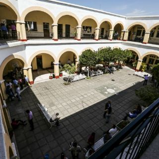 Sancionan a 22 funcionarios de la STyPS por corrupción