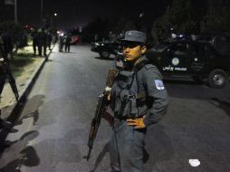 Elementos de Afganistán acudieron a las instalaciones de la universidad para enfrentarse a los atacantes. EFE / H. Amid